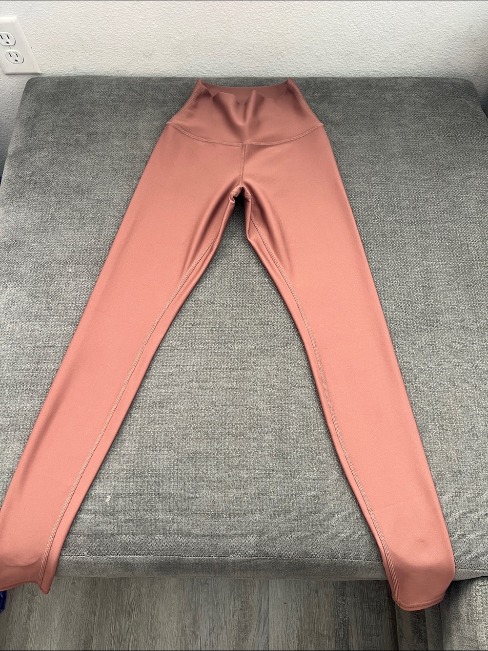 ALO Yoga Dusty Rose Leggings